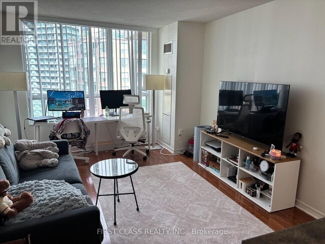 Photo - 503 Beecroft Rd Unit 1911