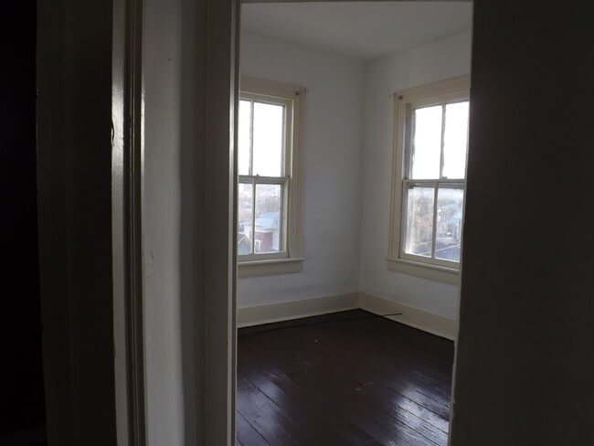 Photo - 325 Berkeley Pl Unit #3