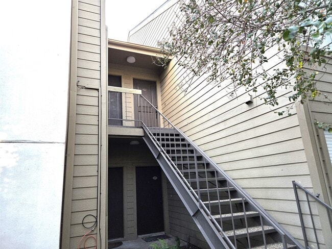 Photo - 10053 Westpark Dr Unit 326