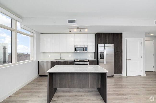 Penthouse de 2 habitaciones y 2 baños, 102 m2, cocina - 1213 Walnut