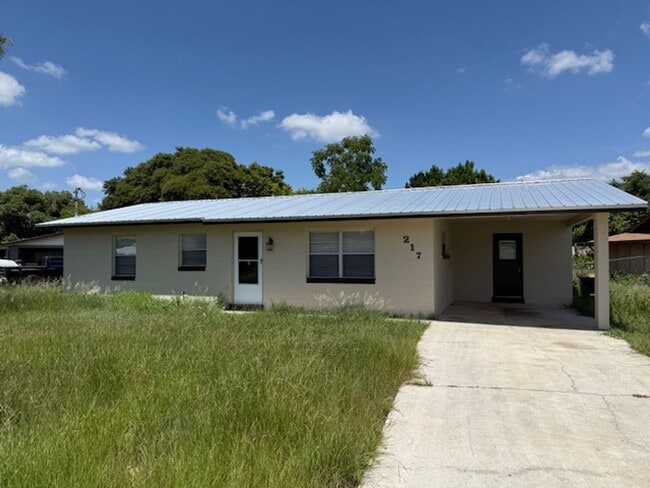 Building Photo - 217 Aldo Dr