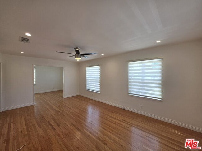 Building Photo - 102 Gaviota Ave Unit 108 Rental