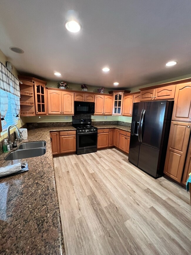 2395 Spring Oak Way