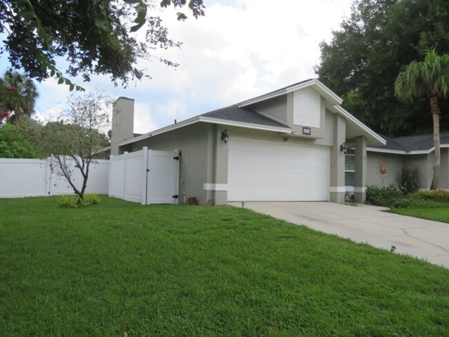 Photo - 839 Rosemere Cir