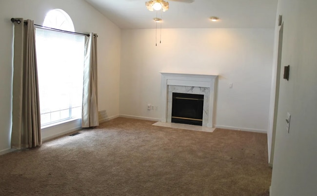 Photo - 3 Bedroom Hendersonville Ranch