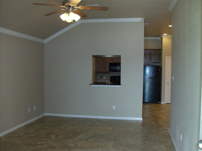 Photo - Gorgeous 2 bed/2 bath near Bunny Trail in ...