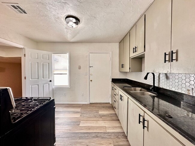 Photo - Newly Remodeled Home with Move-In Special!