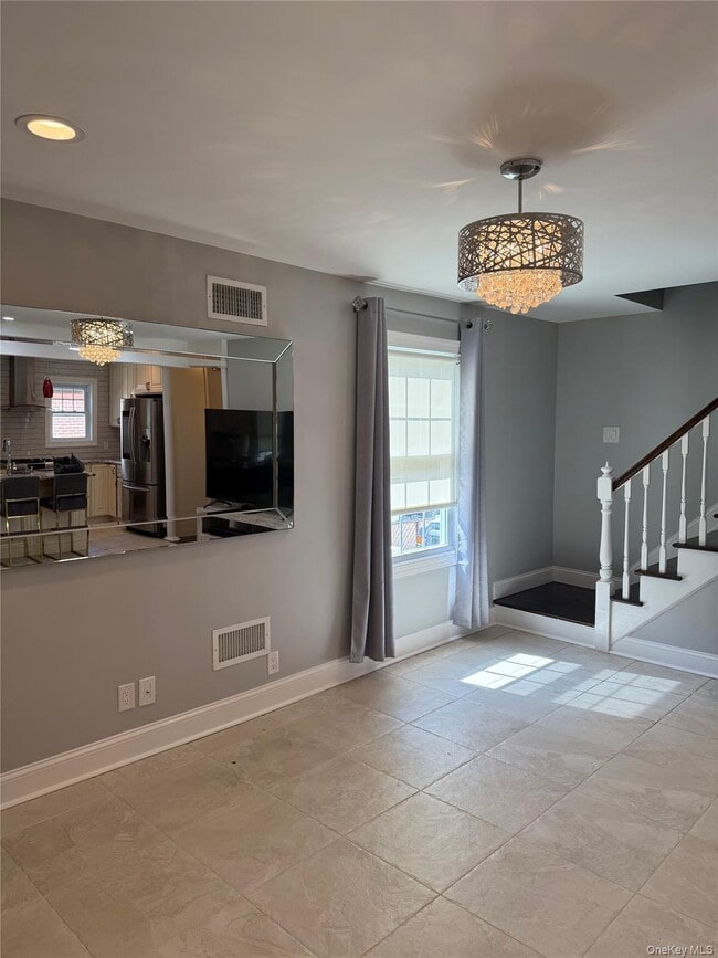 Photo - 175 Wardwell Rd