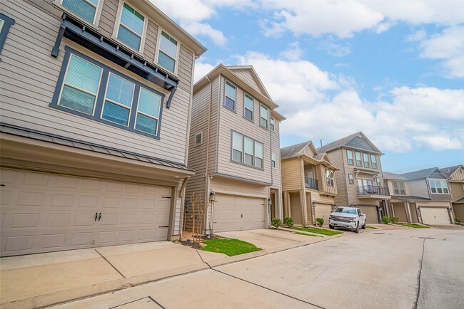 Photo - 2126 Bauer Park Dr