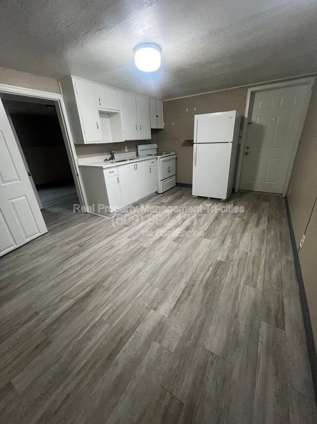 Photo - 508 9th St Unit 6