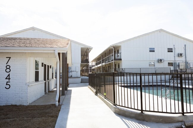 Photo - LEGACY @49th