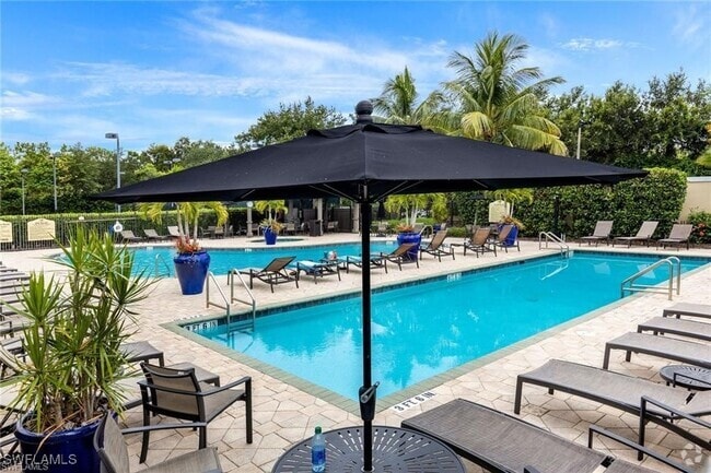Building Photo - 2730 Cypress Trace Cir Unit 2839 Rental