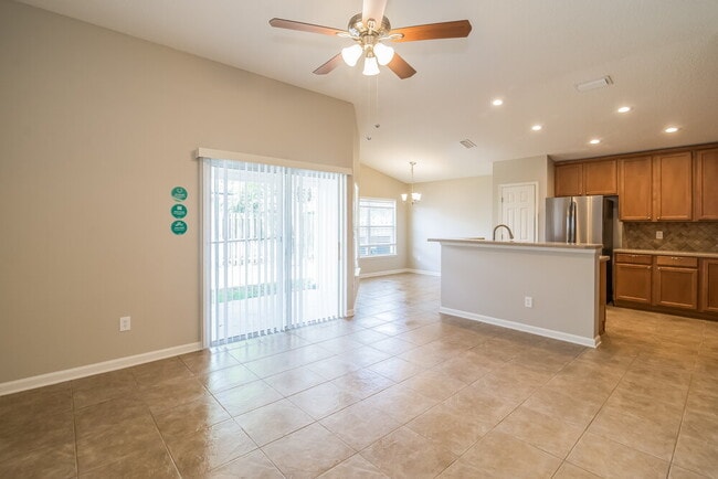 Photo - 2109 S Cranbrook Ave