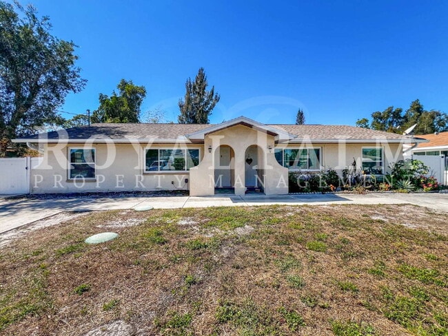 Photo - 18660 Miami Blvd