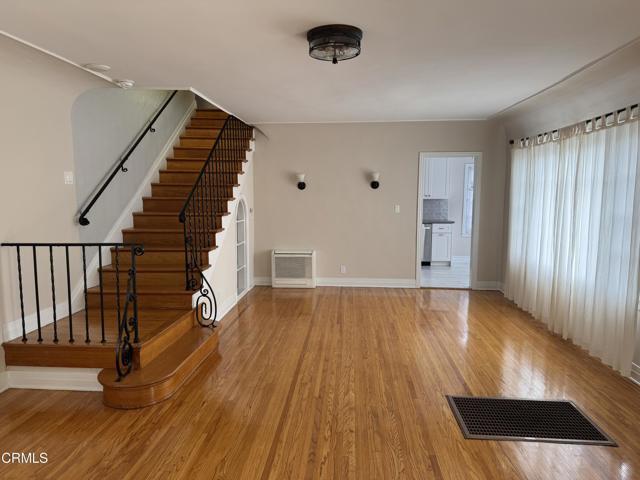 Photo - 920 Summit Dr