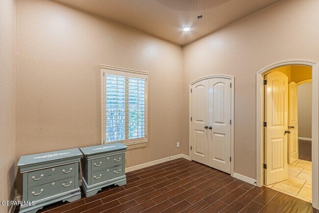 Photo - 3849 Tierra Campa Dr House