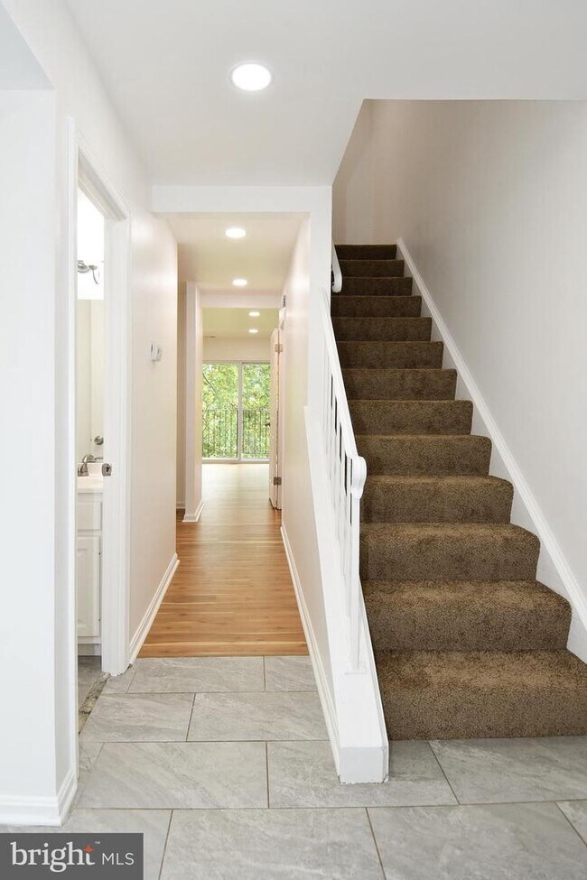 Photo - 6429 Fenestra Ct Townhome