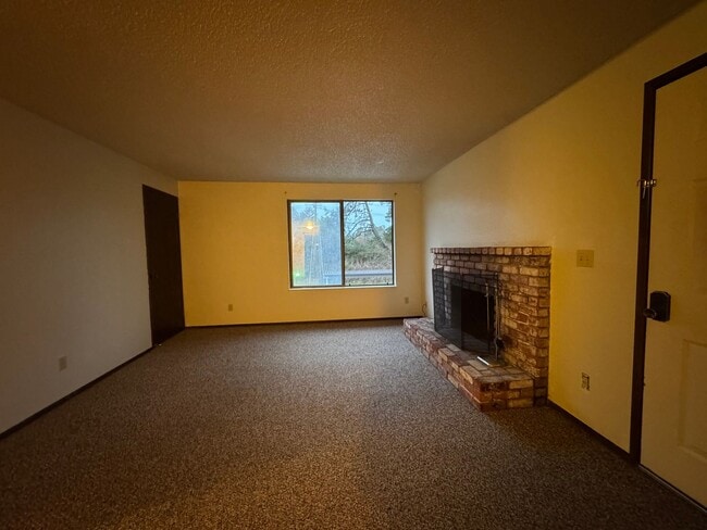 Photo - 3040 gregori Unit #D