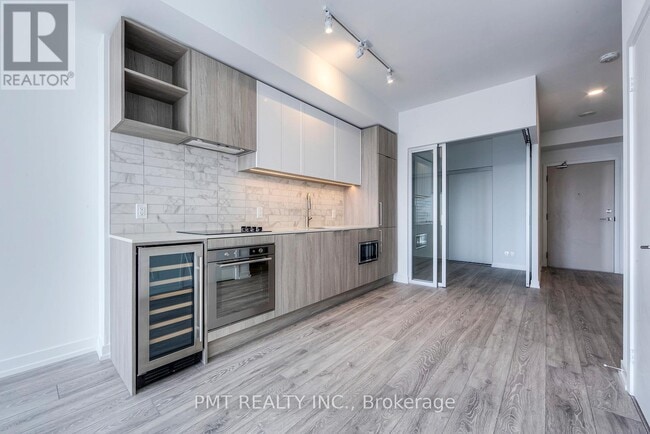 Photo - 2020 Bathurst St Unité 1703