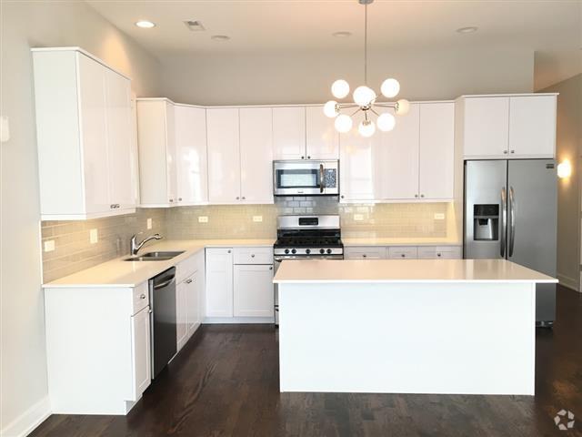 Bright White Kitchens - 2404-14 W Cortland Rental