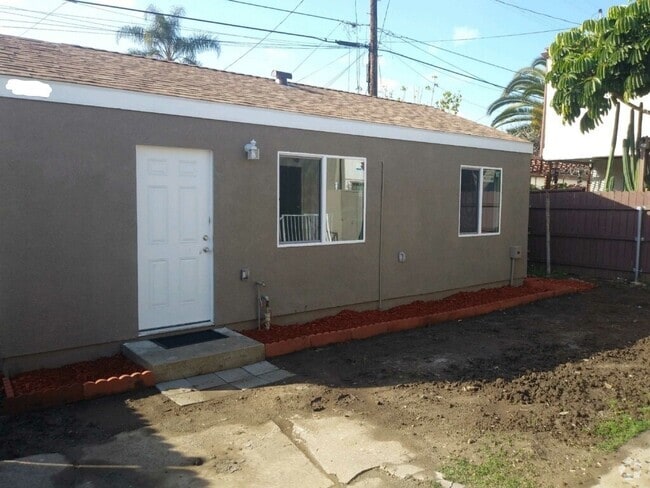 Building Photo - 1133 E 101st St Rental