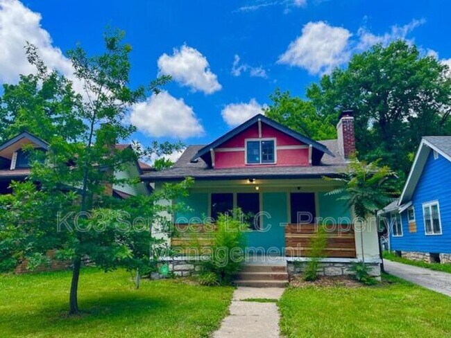 Photo - 5842 Euclid Ave E