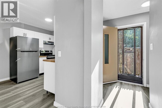 Photo - 9020 Conway Ct