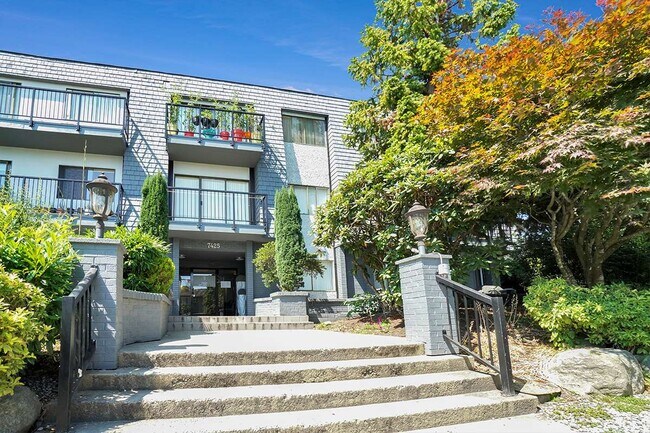 Photo - Chateau Delon Apartments