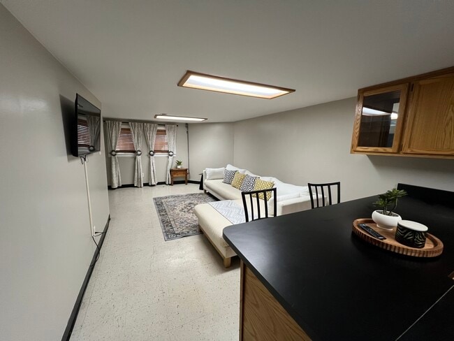 Photo - 4818 N Moody Ave