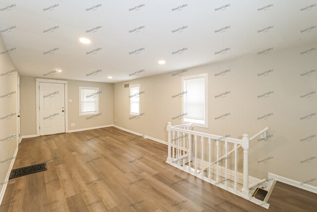 Photo - 9142 E Shope Ave