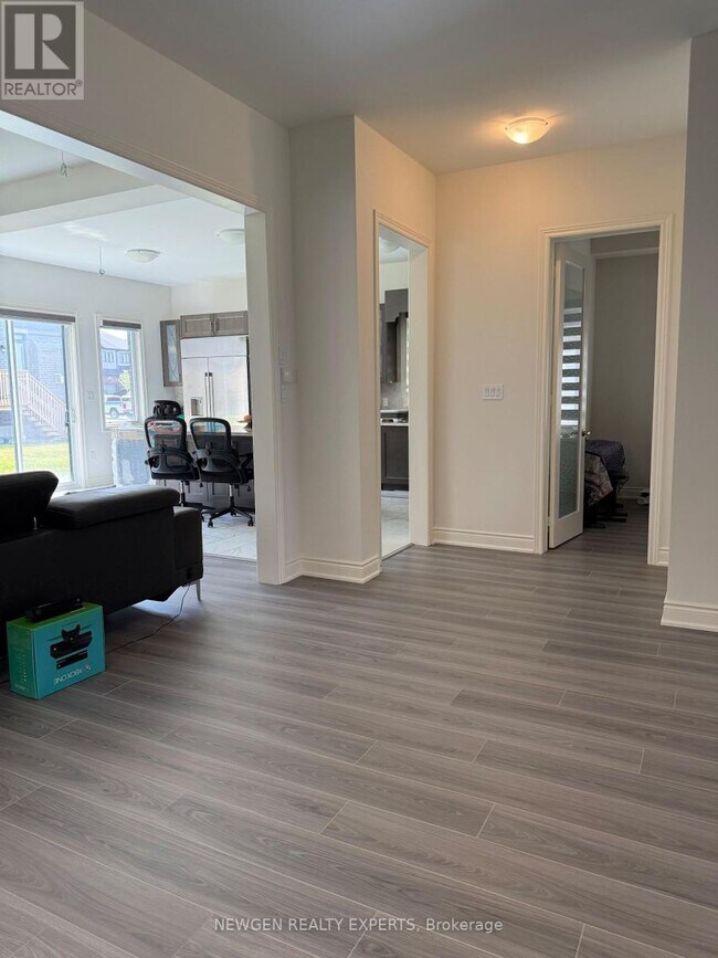 Photo - 2111 Crystal Dr