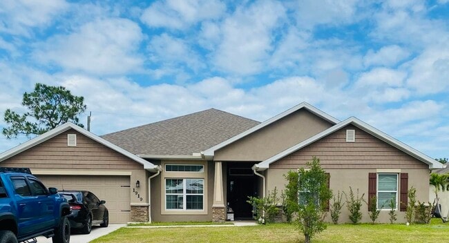 Photo - 1919 SW Sylvester Ln