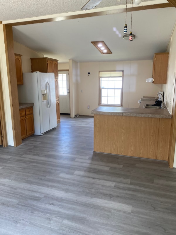 Building Photo - 12 1st St