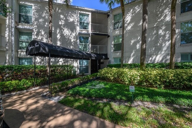 Photo - 3325 Bayshore Blvd Unit A17