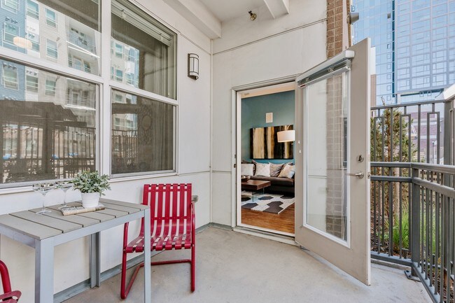 Balcón exterior City House Apartments - City House Apartments