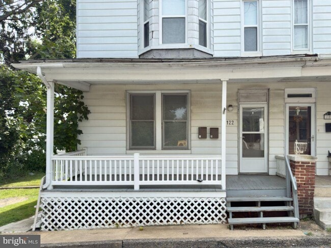 Building Photo - 122 Houston Ave Rental