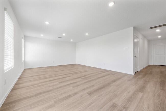 Photo - 3013 Alder Flower Dr