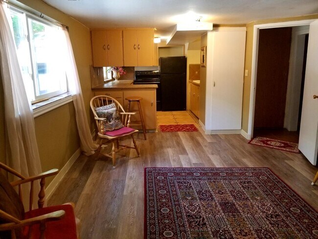 Photo - 1375 E Gilmer Dr Unit 1
