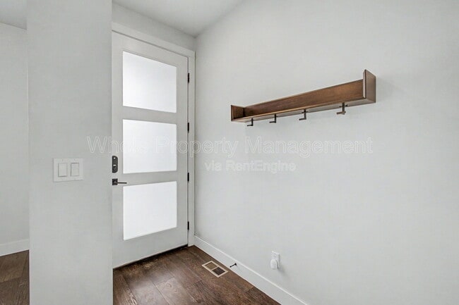 Photo - 4339 Kalamath St