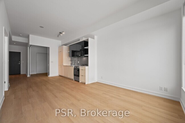 Photo - 6 Parkwood Av Unit 607