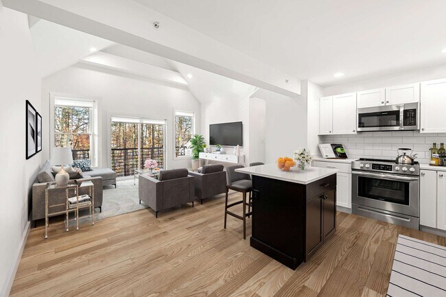 Photo - 52-54 Windham Rd Unit 305