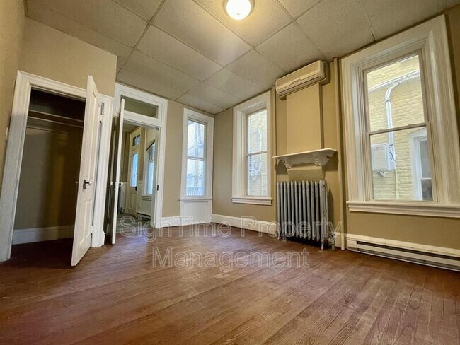 Photo - 222 Summit Ave Unit Apt 1F