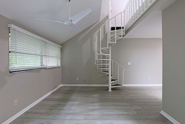 Photo - 8805 Lateen Ln Unit 8805 Lateen Ln. #203