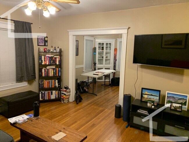 Photo - Amazing 1.5 BED in Watertown! Don't miss out.....