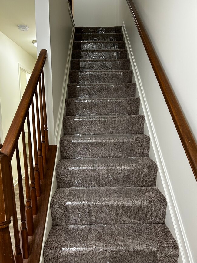 Photo - 365 Melbourne Ln