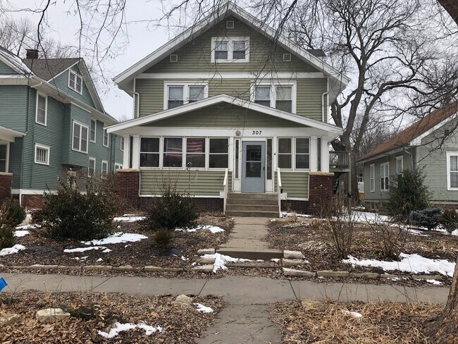 Convenient location, walking distance to KSU Campus! - Pre-Leasing for 26/27 School Year! - Convenient location, walking distance to KSU Campus! - Pre-Leasing for 26/27 School Year!