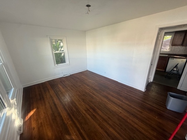 Photo - 2616 Elwood Ave