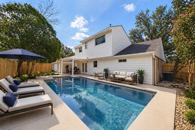 Photo - 20206 Lake Sherwood Dr