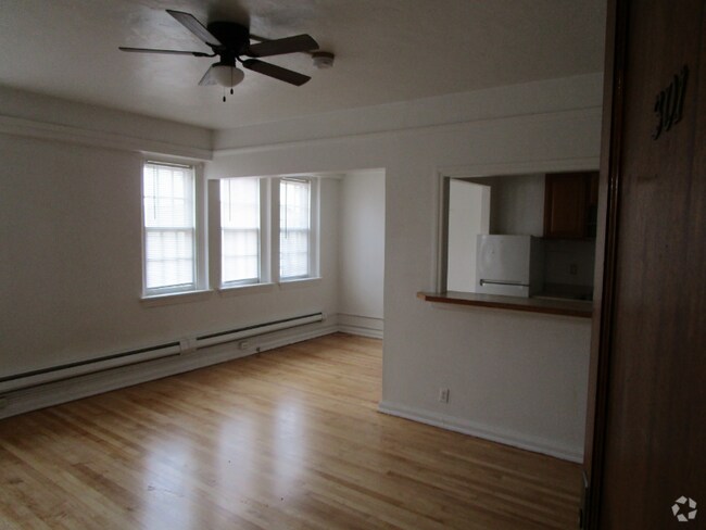 Building Photo - 608 Central Ave Rental