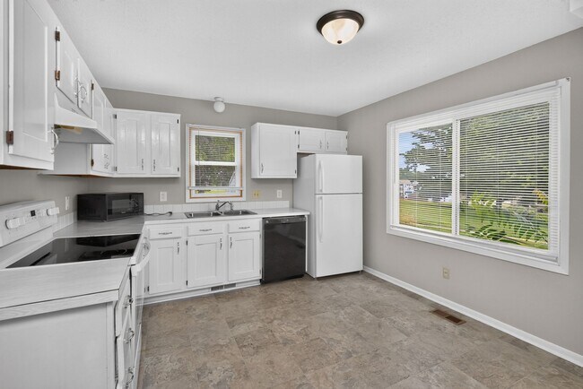 Photo - 3439 SE 20th St Unit 3439 SE 20th Street